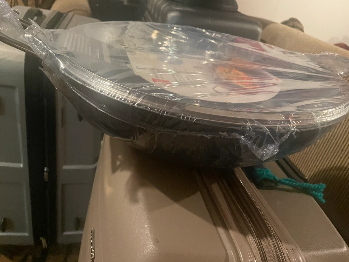 President's Choice Cast Iron Wok