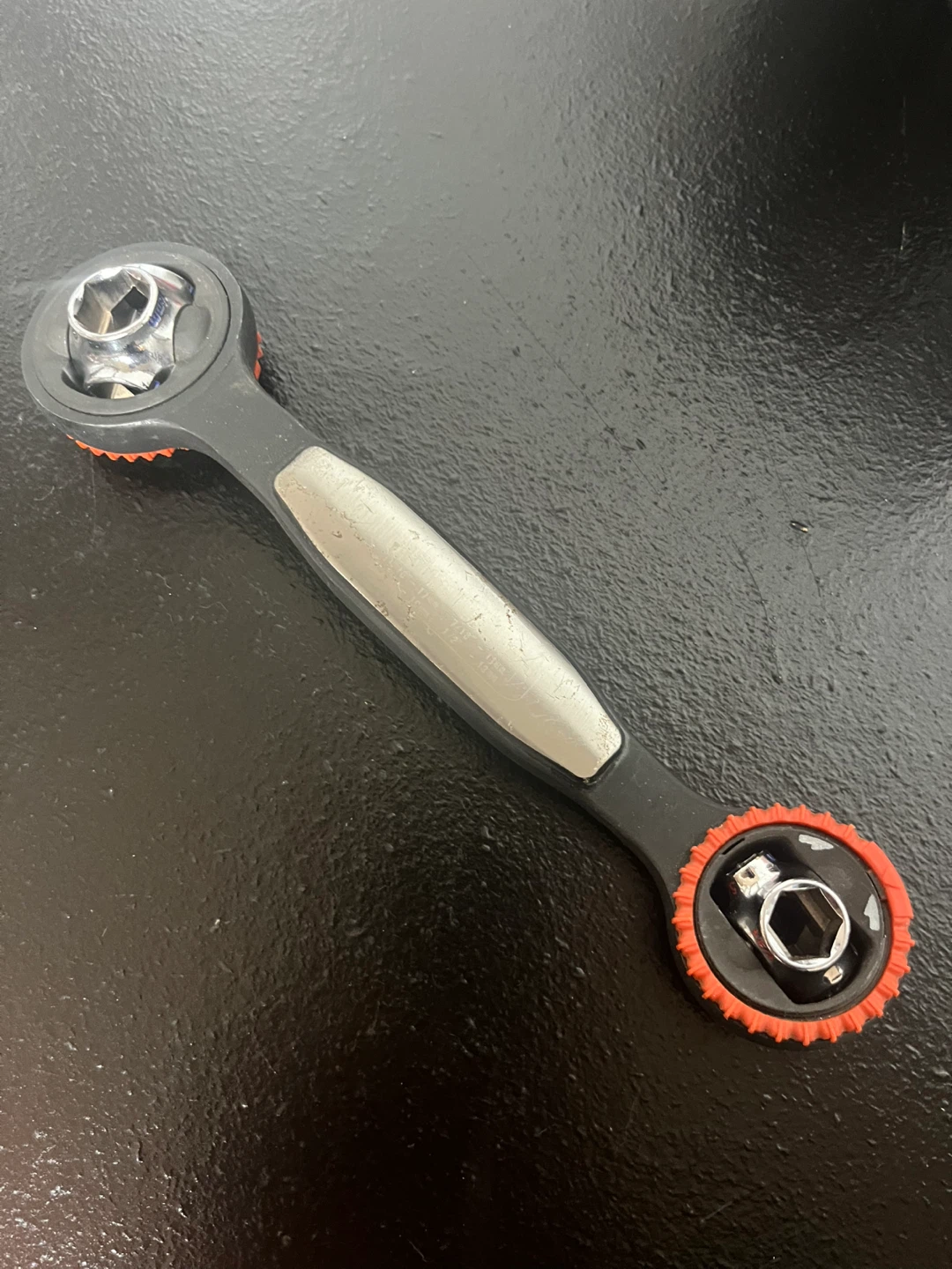 Black & Decker Multi-Socket Wrench - photo 3