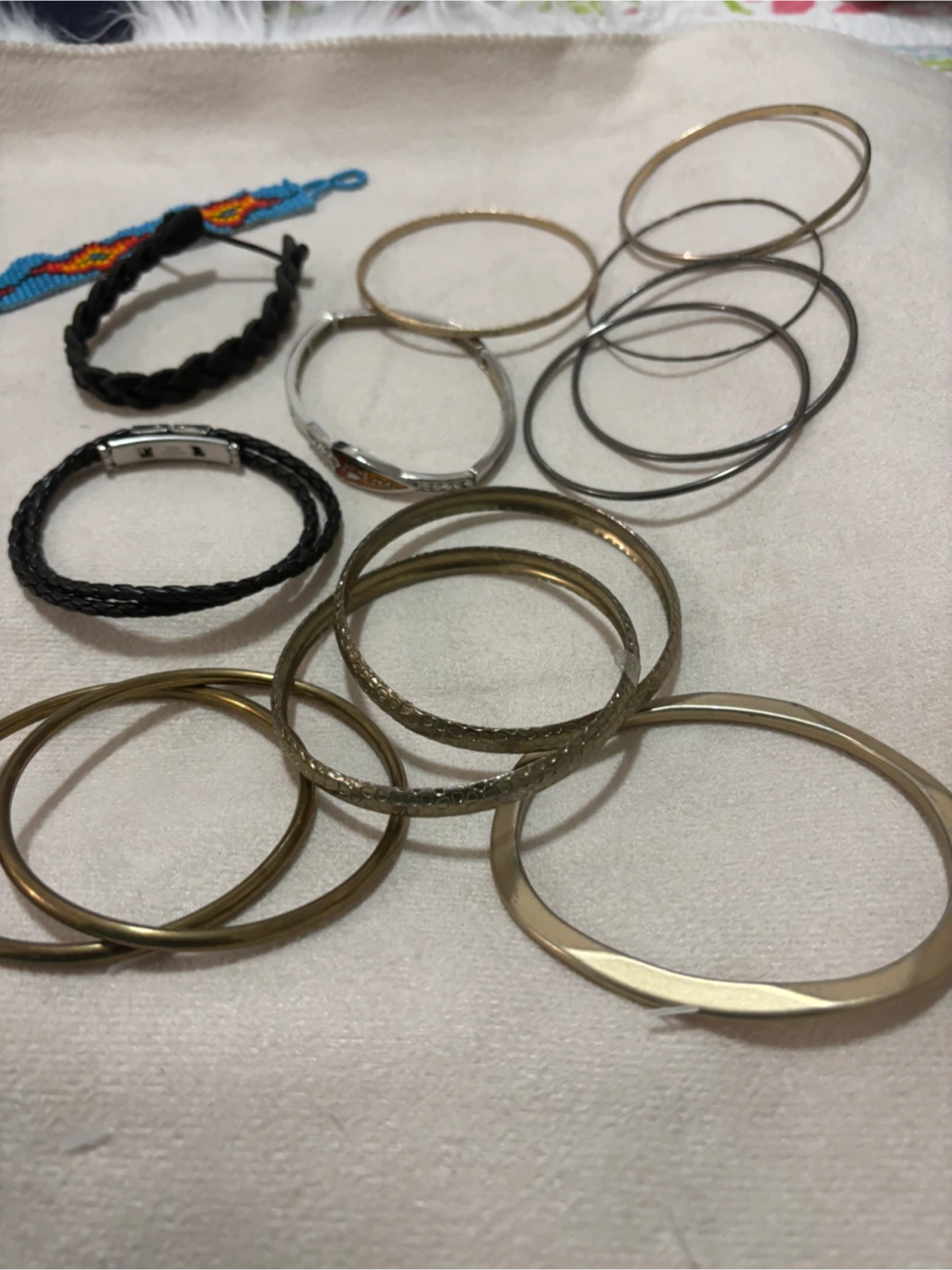 Assorted Fashion Bracelet Collection lot - photo 3
