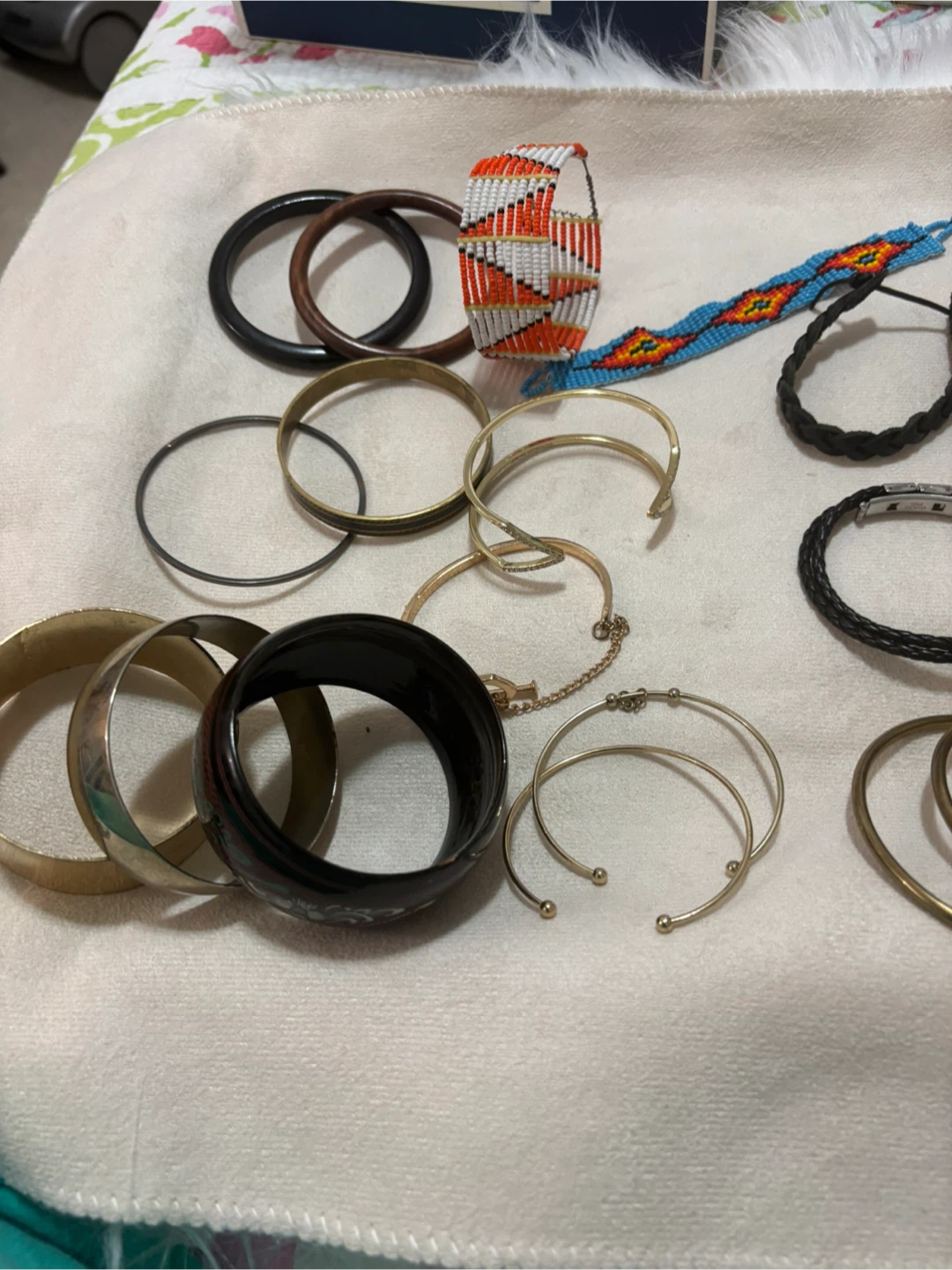 Assorted Fashion Bracelet Collection lot - photo 5