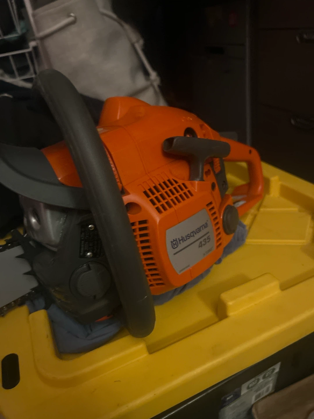 Husqvarna 435 Chainsaw - photo 2