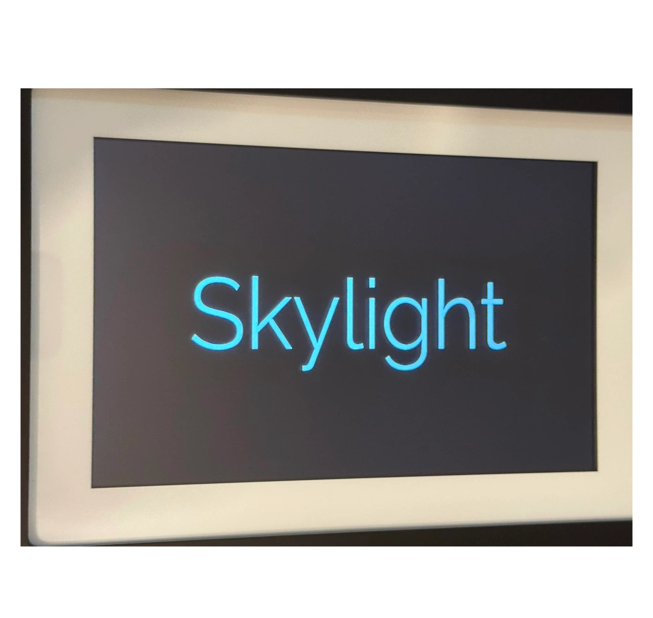 Brand new 10” Skylight Digital Photo Frame SKY-002 Model - photo 3