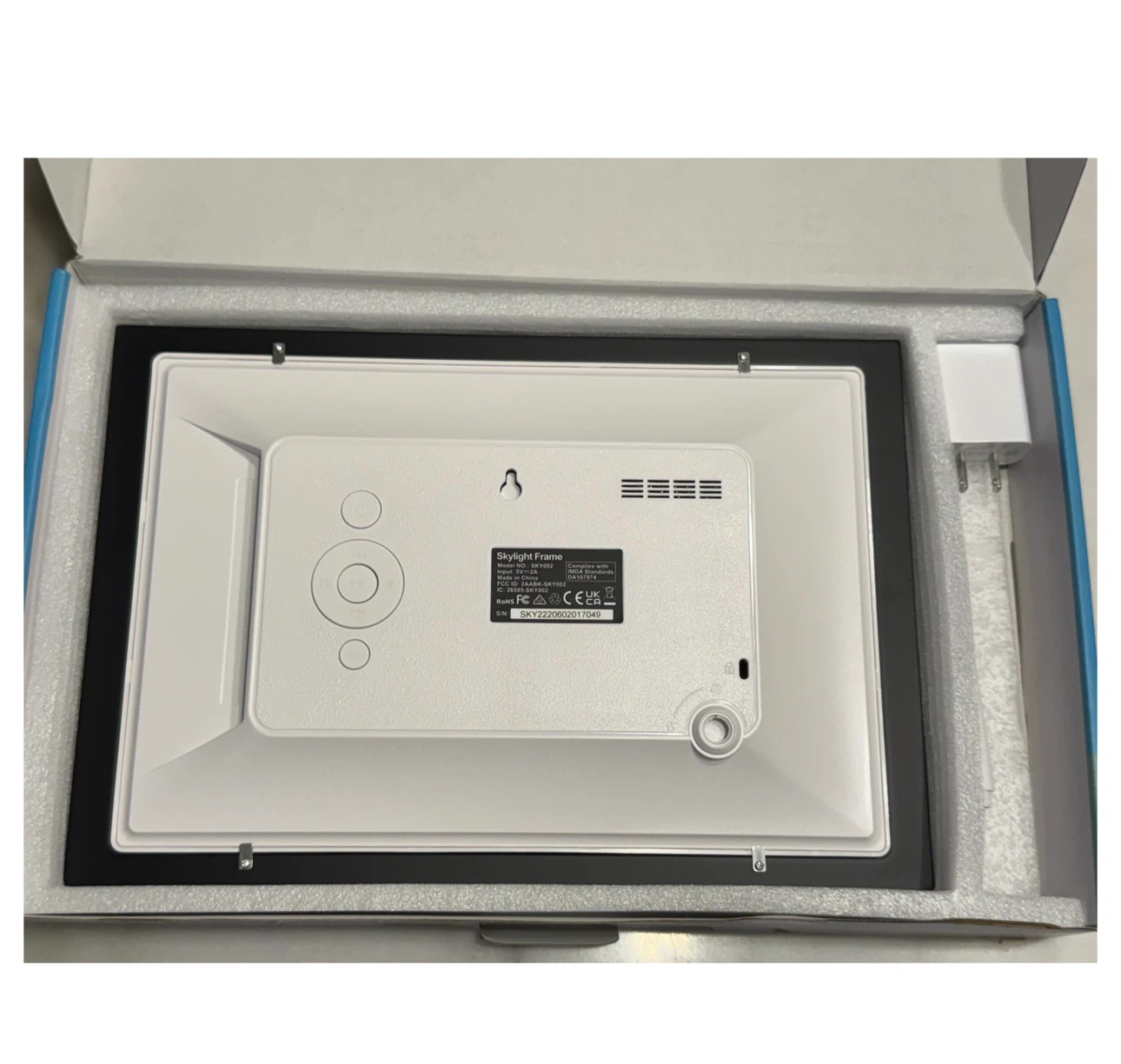 Brand new 10” Skylight Digital Photo Frame SKY-002 Model - photo 4
