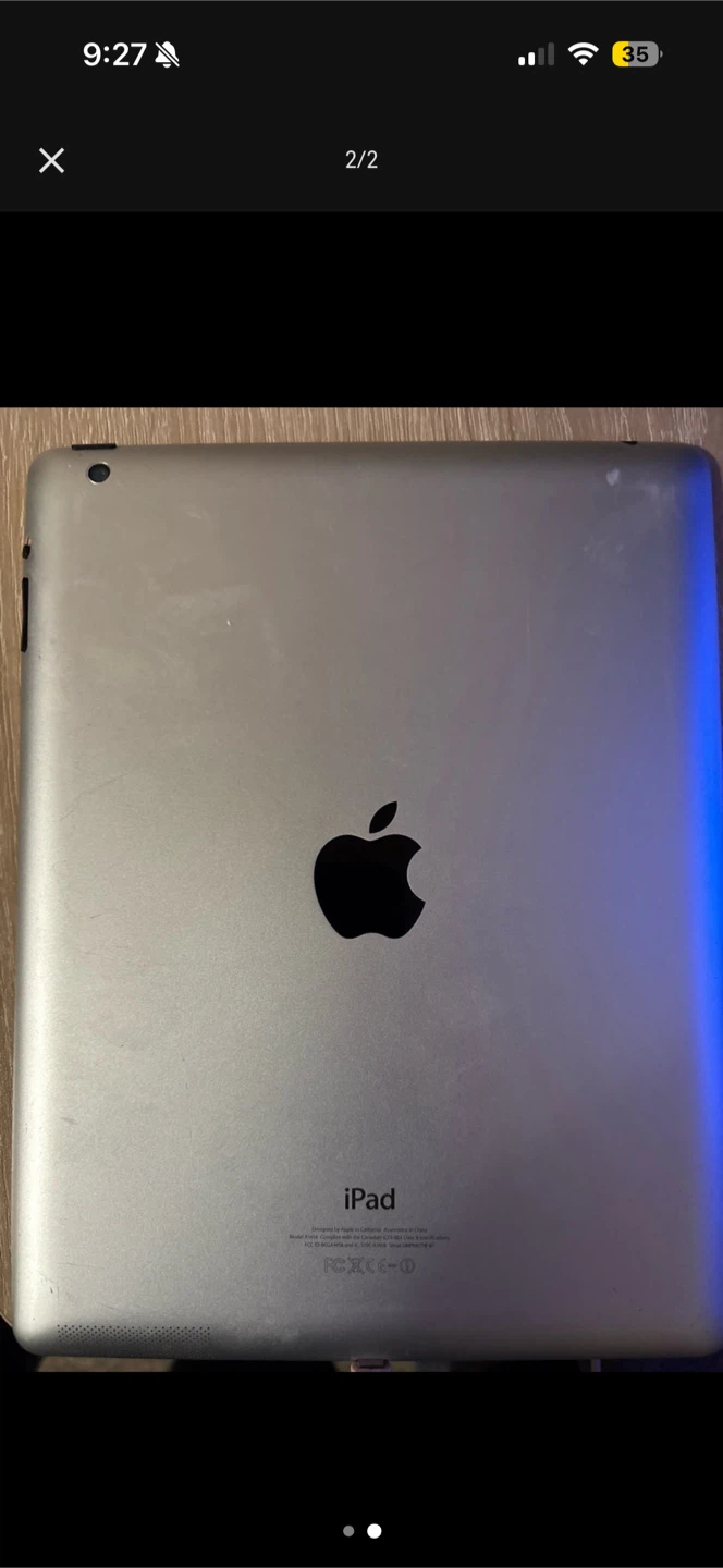 Apple iPad with Flappy Bird installed - photo 2