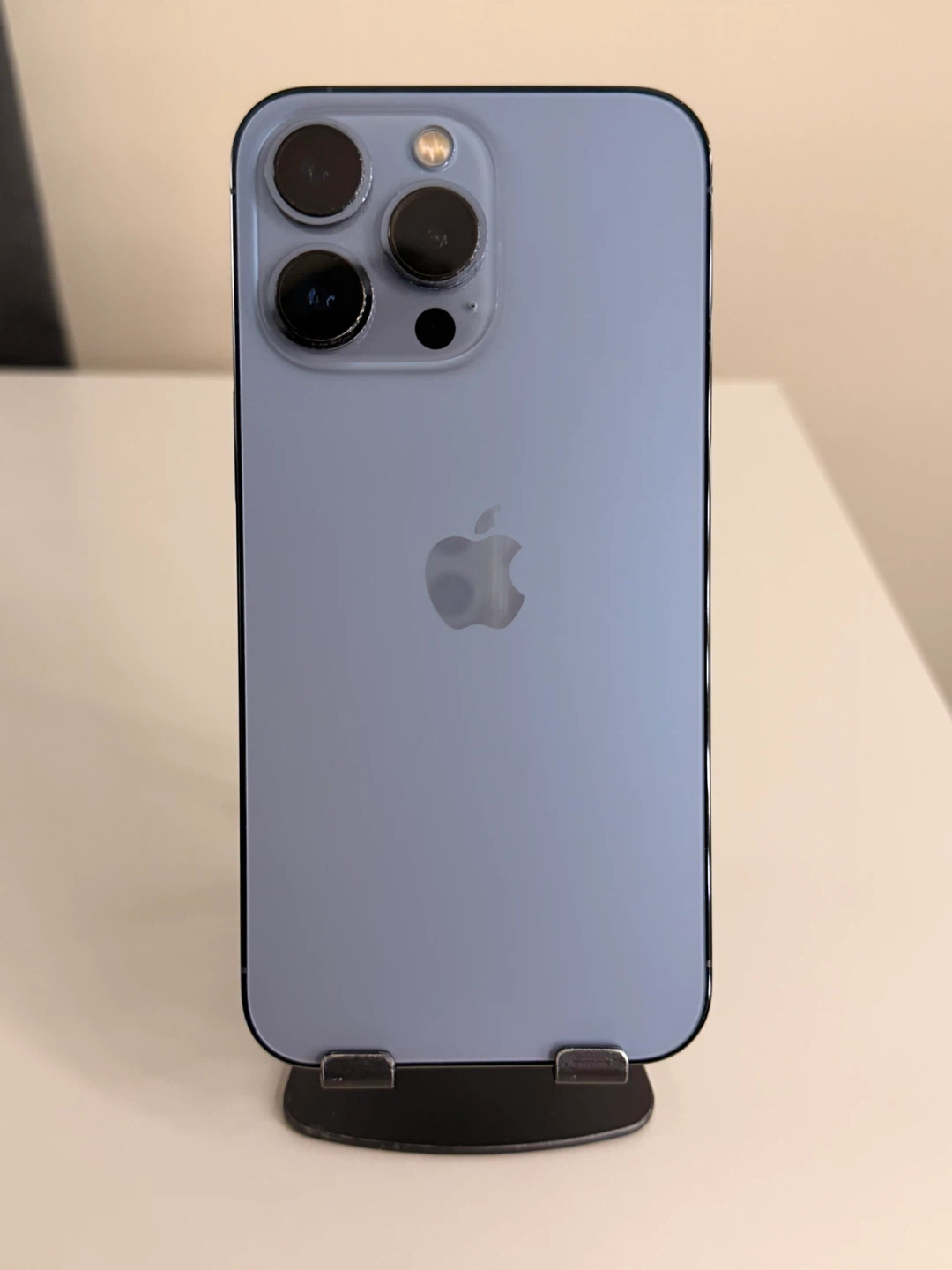 iPhone 13 Pro UNLOCKED - photo 2