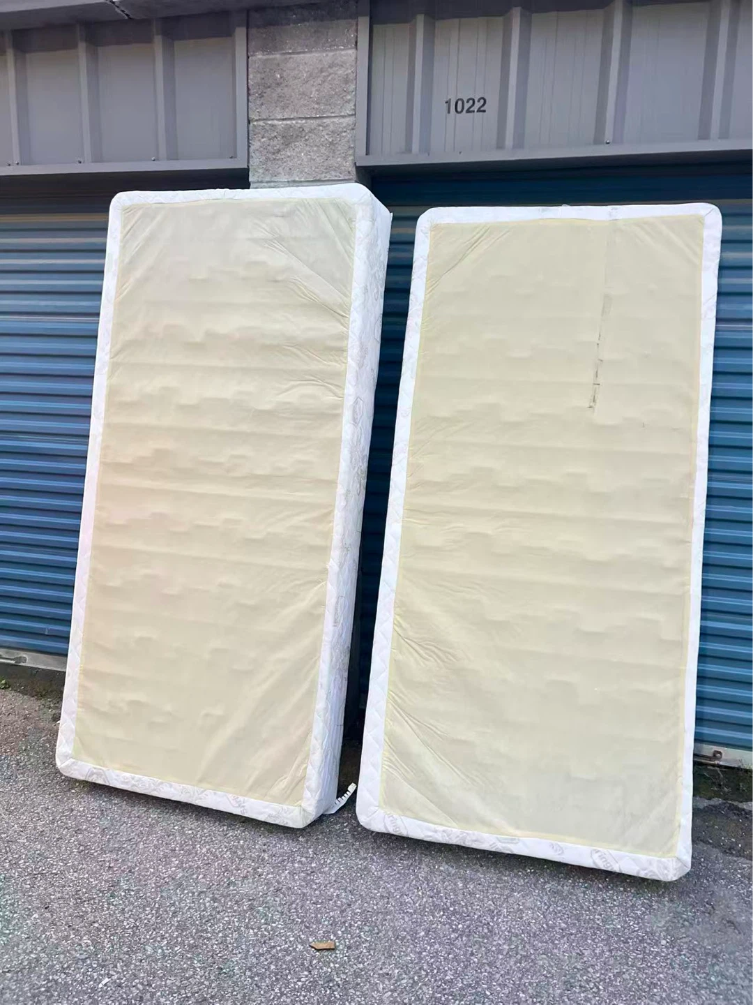$10 for all. Two Twin Size Box Springs and a large mattress - photo 4