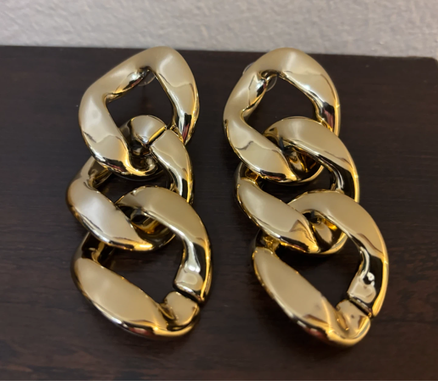 NEW-Gold-Tone Chunky Chain Link Earrings