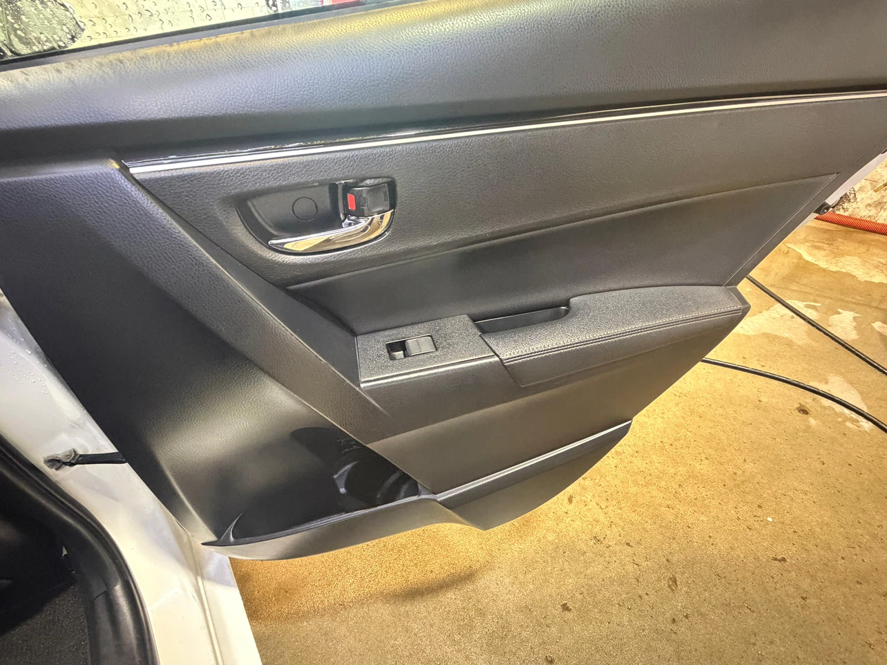 2018 Toyota Corolla XLE - photo 3