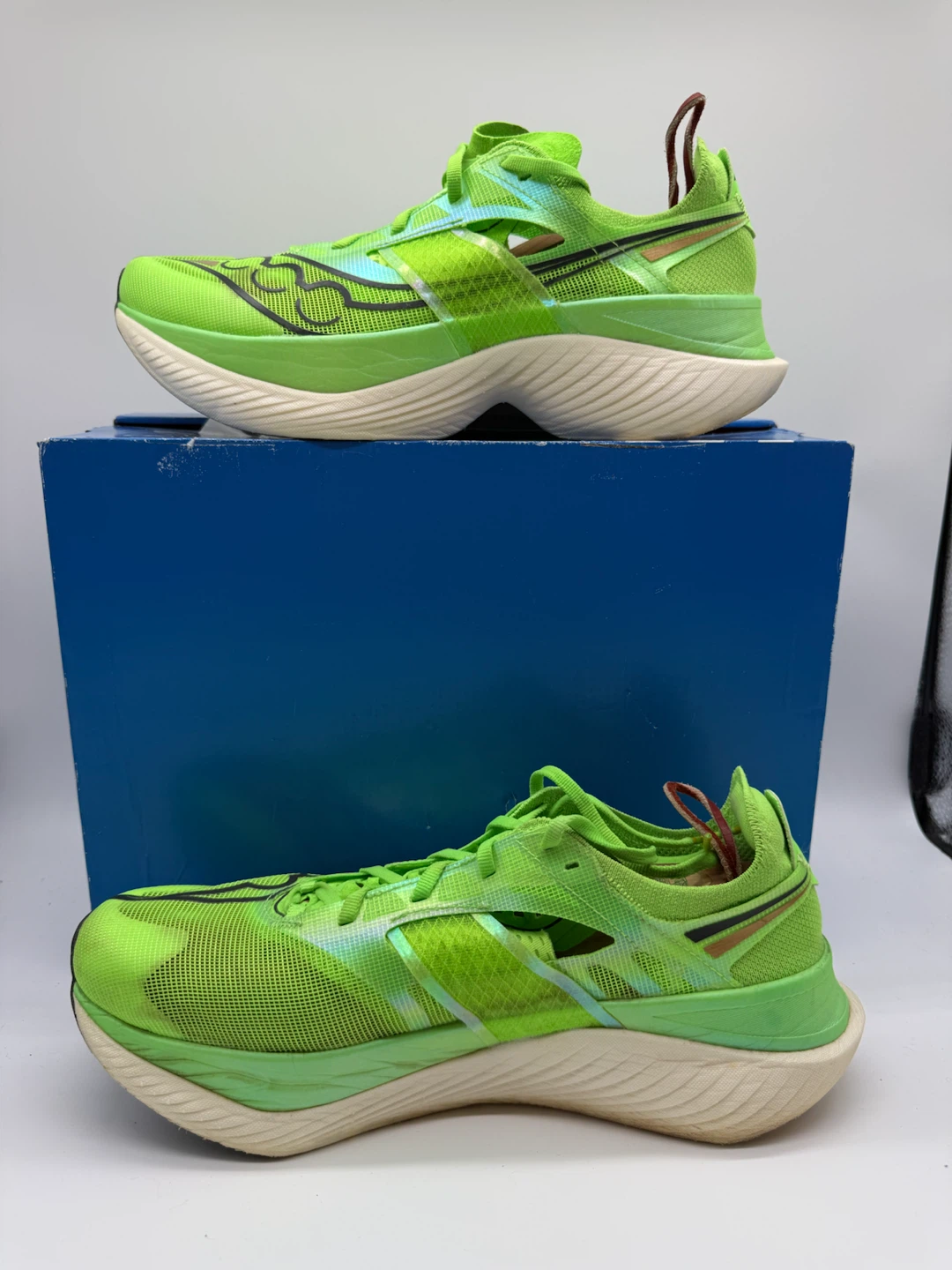 Saucony Endorphin Elite Slime Men’s Running Sneakers Sz US 10,5