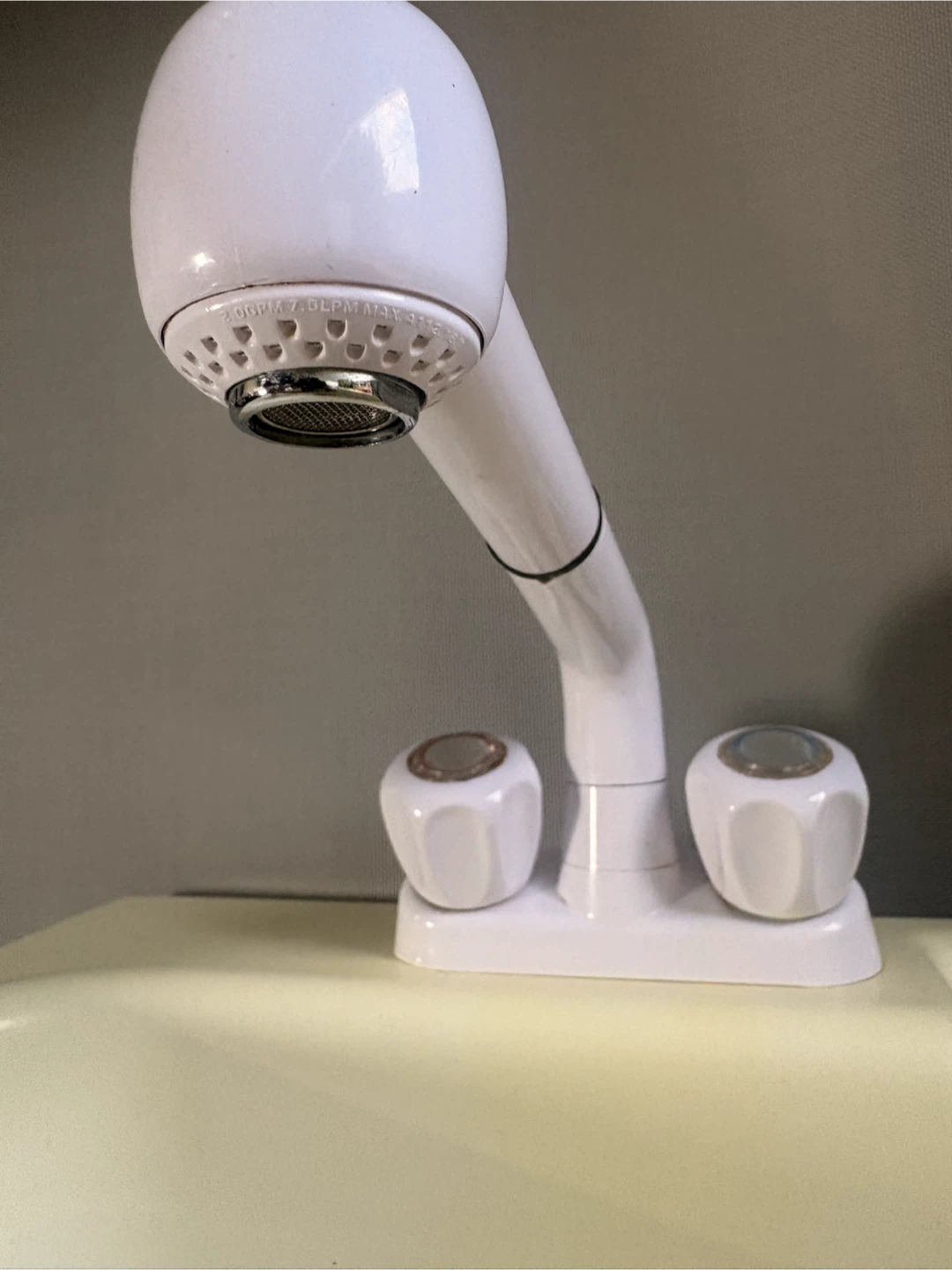 White Utility Sink with Cabinet - photo 5