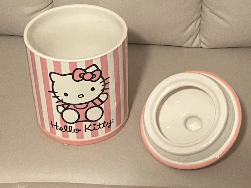 NEW! Sanrio “Hello Kitty”  Ceramic Canister! - photo 5