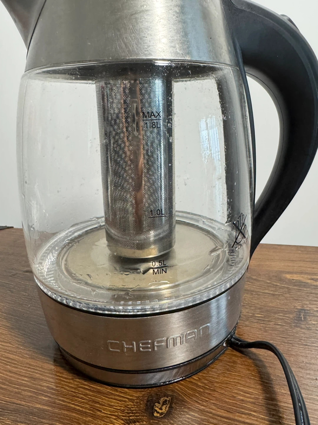 Chefman Glass Electric Kettle with Tea Infuser - photo 2