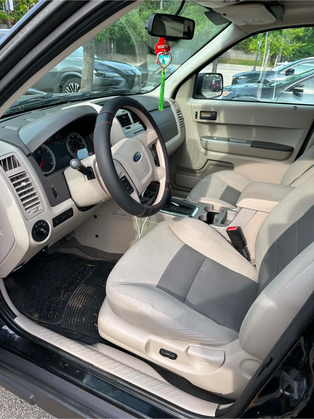Ford Escape SUV 2008 - photo 5