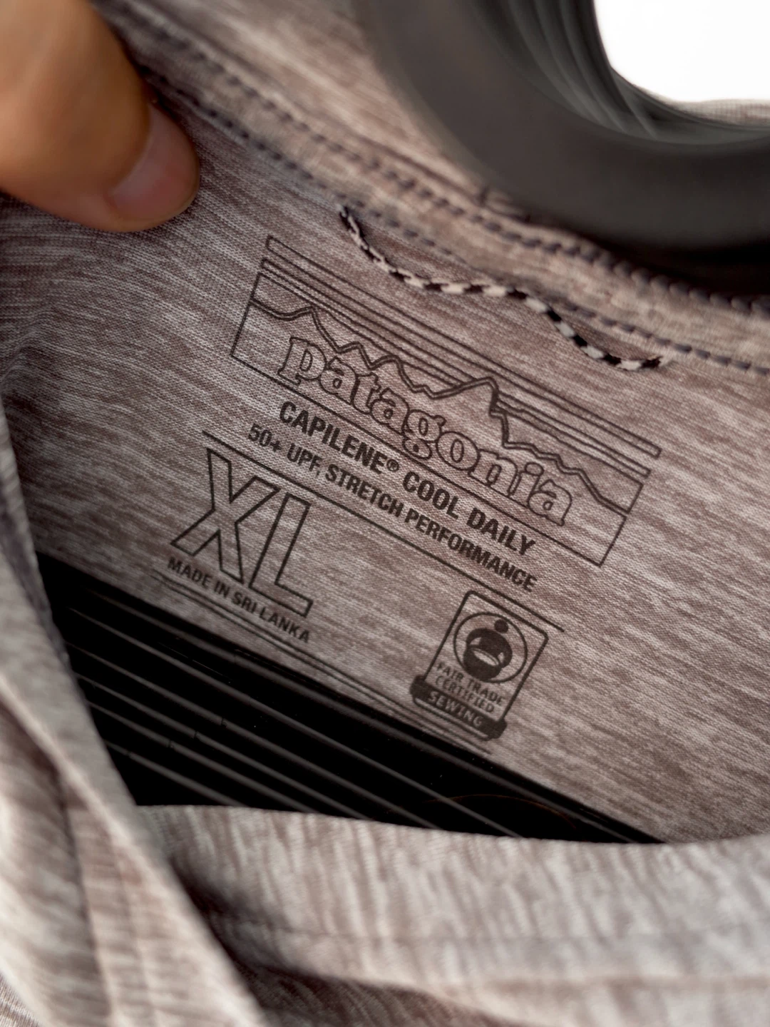 Patagonia Men's Capilene® Cool Daily Hoody 79$ (XL) - photo 2