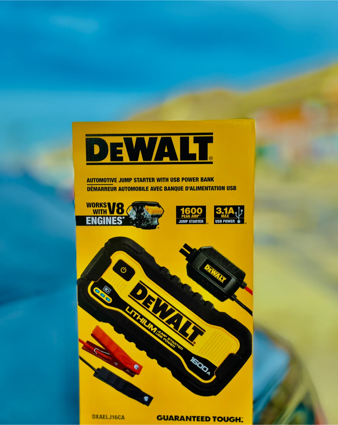 DEWALT 1600 Peak Amp Jump Starter with USB Power Bank - photo 2