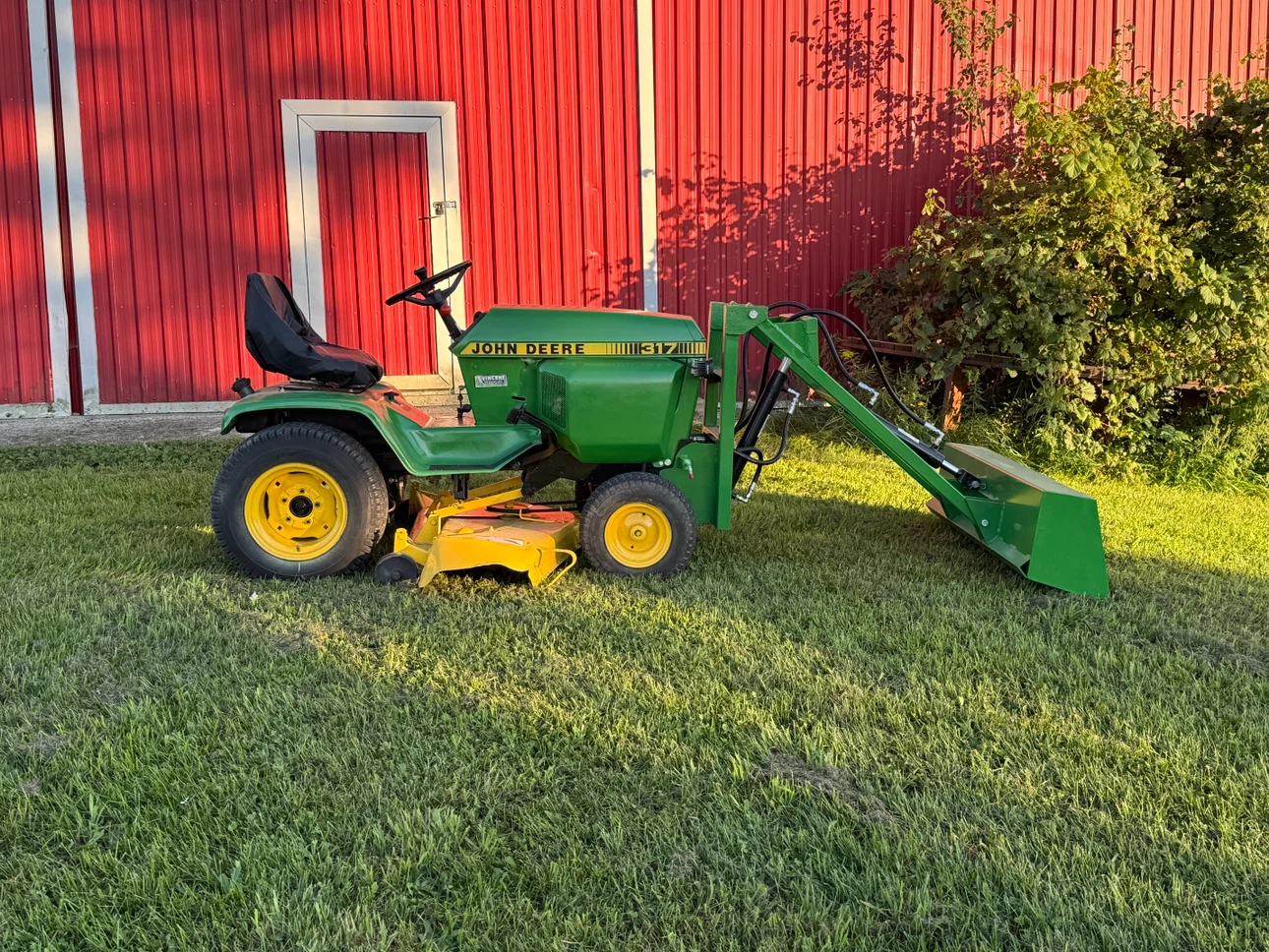 John Deer 317 Tractor with loader and deck - photo 3