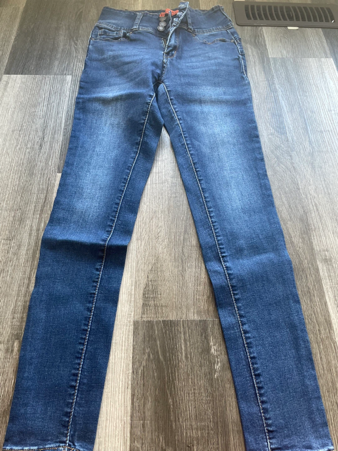 $3 jeans - photo 2