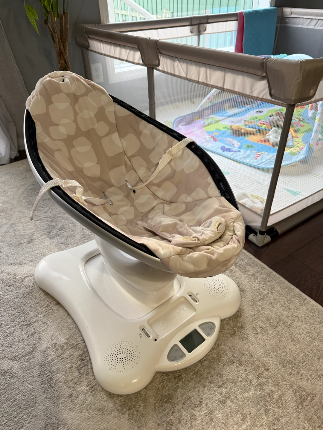 4moms mamaRoo Baby Swing