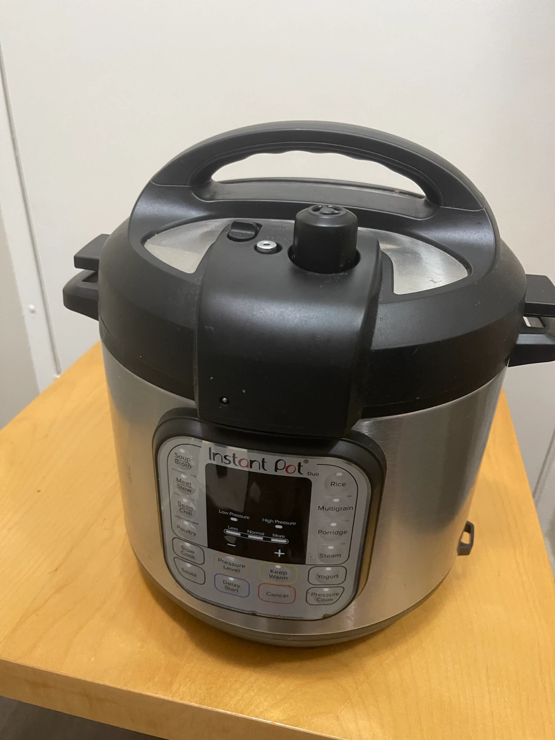 Instant Pot Duo Pressure Cooker - photo 2