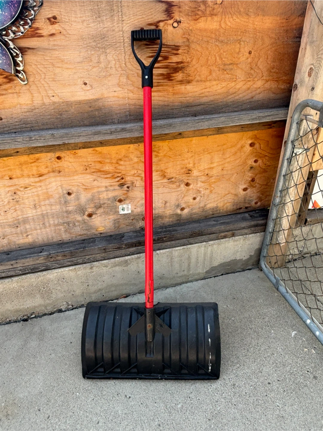 Suncast Snow Shovel - photo 3
