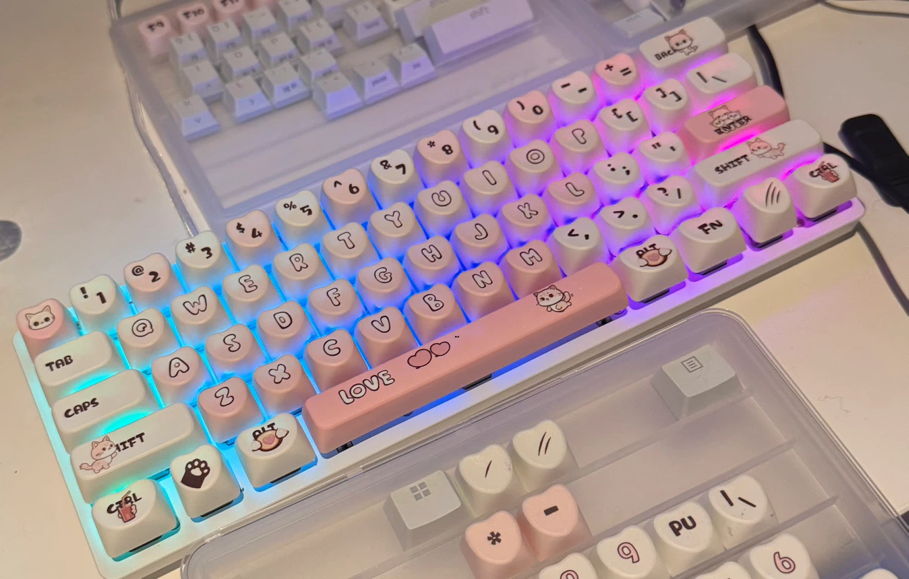 Huntsman mini keyboard white