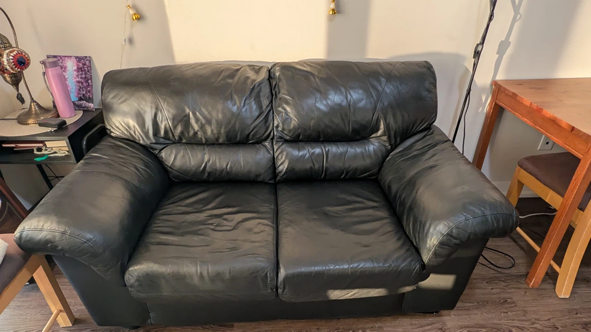 Black Leather Two-Seater Sofa - photo 3