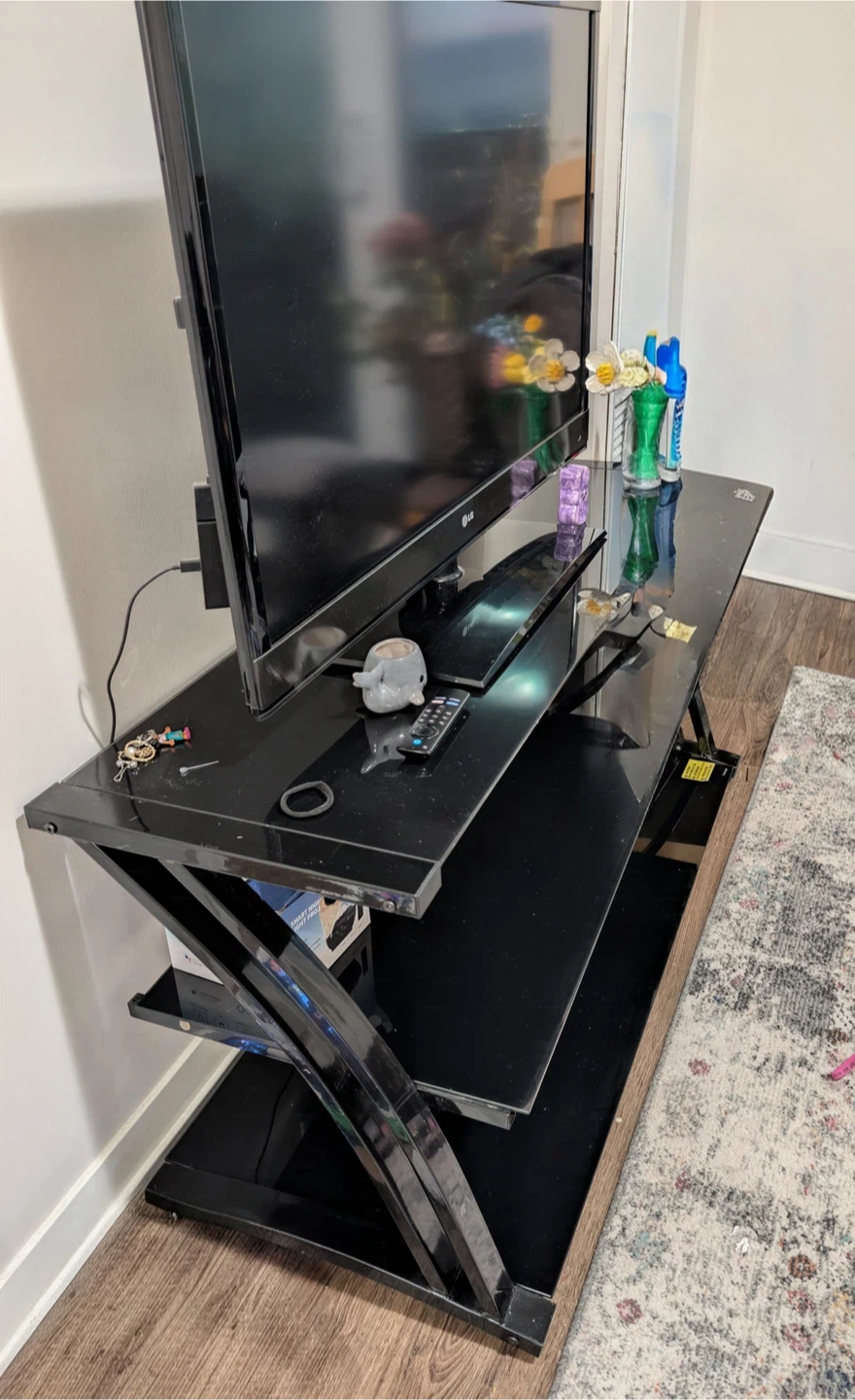 Z-Line Designs Black Glass TV Stand - photo 3