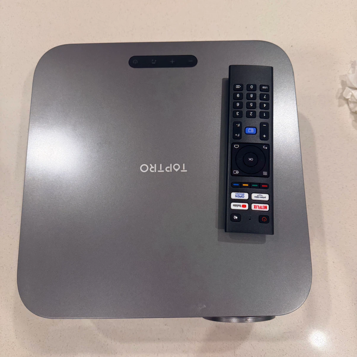 TOPTRO Full HD 1080p Projector (1200 ANSI, Netflix built-in) - photo 2