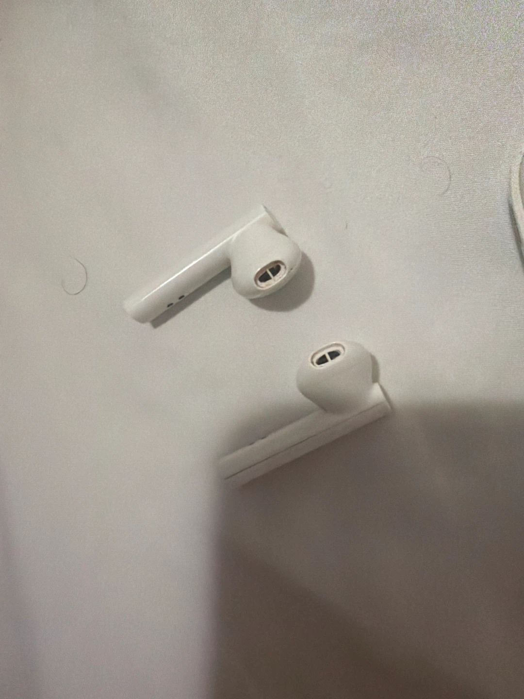 White Wireless Earbuds Haylo - photo 2