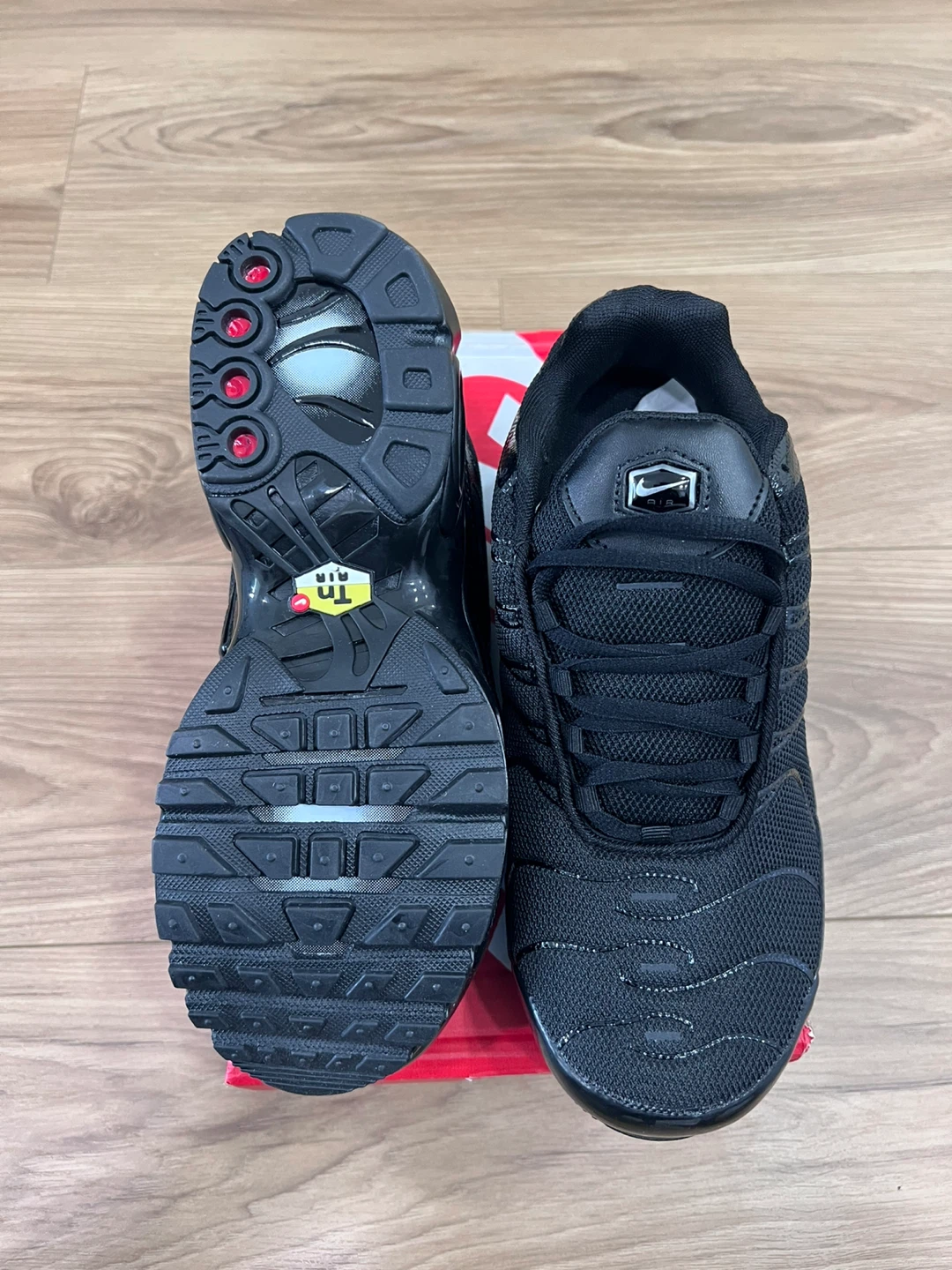 Nike Air Max Plus Black Sneakers - photo 2