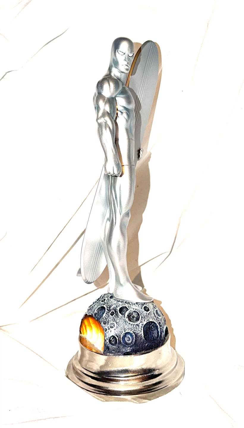 Bowen Designs Silver Surfer Painted Statue - photo 3