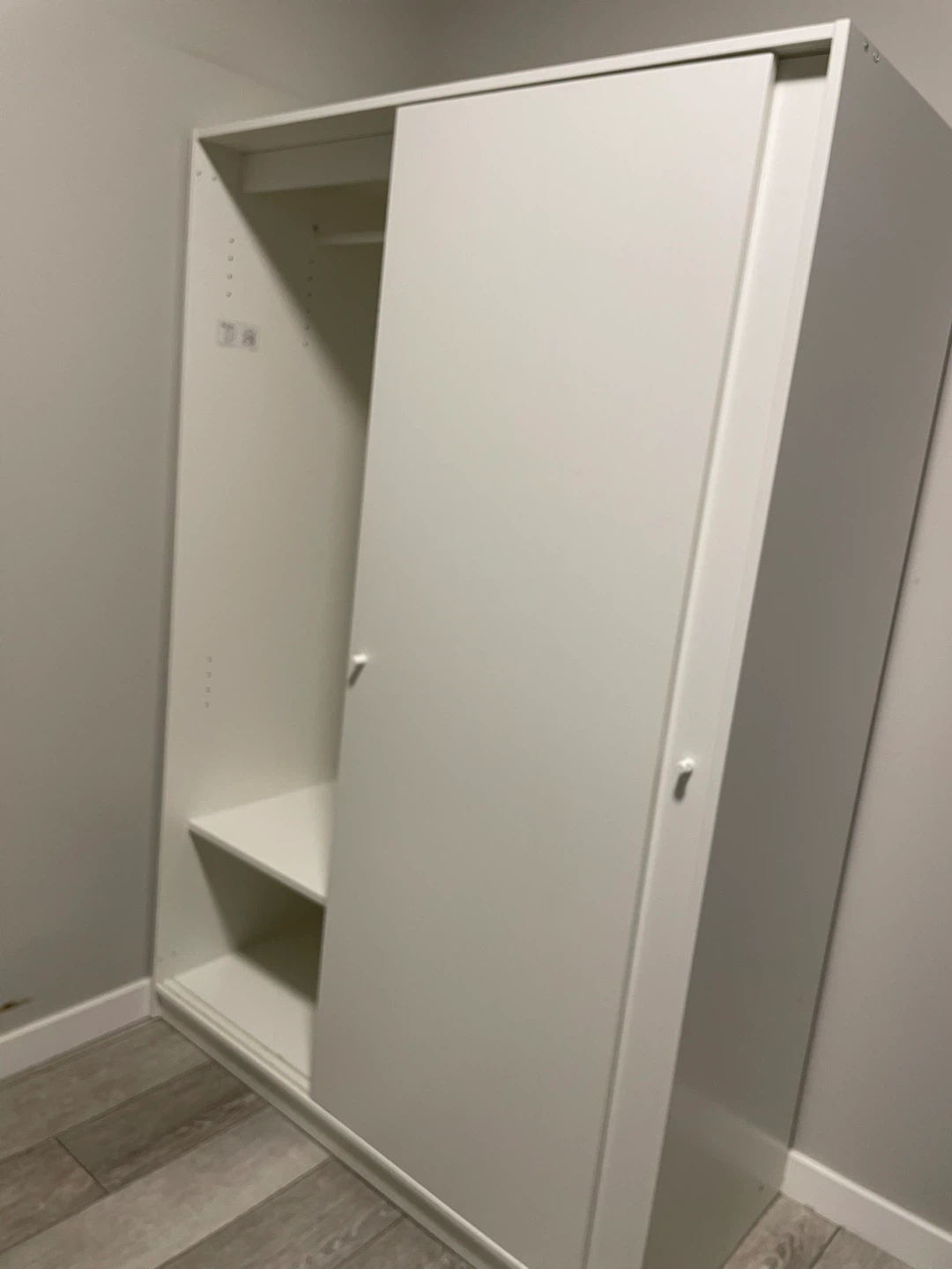 Ikea Wardrobe (white) - photo 5