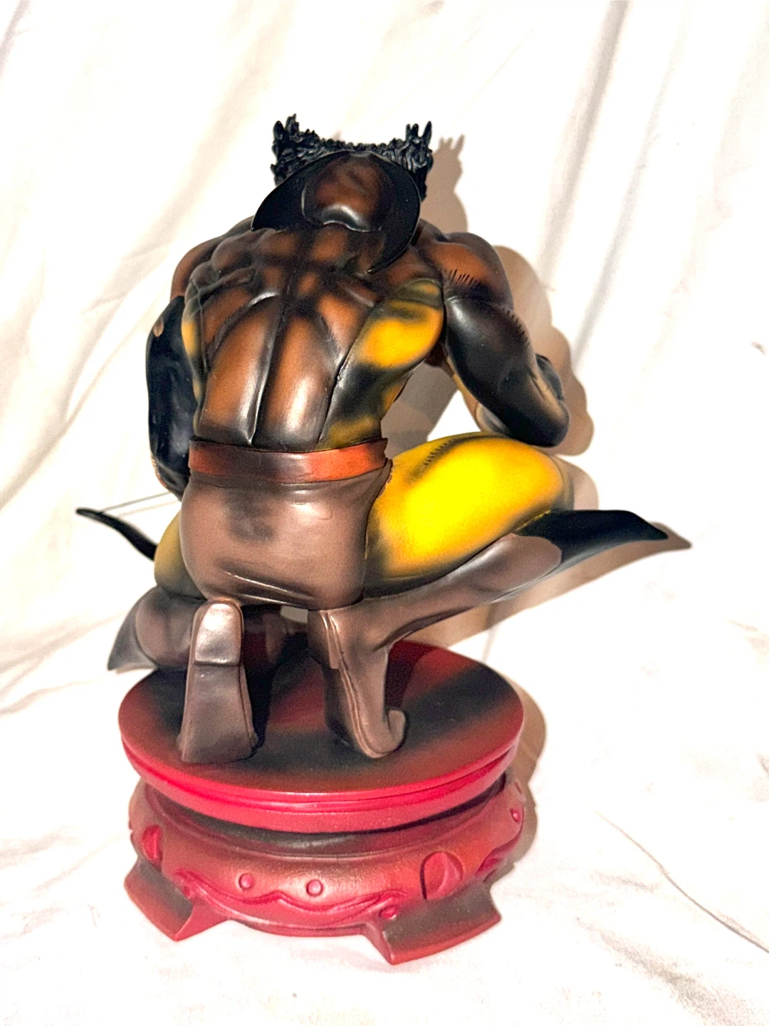 Diamond Select Marvel Milestone Wolverine Artist Proof - photo 4