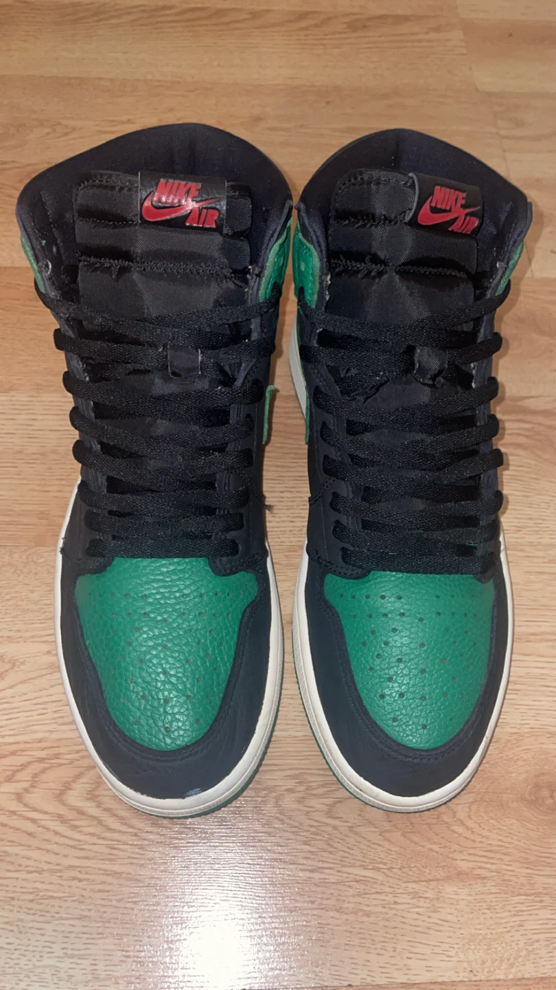 Size 12 men’s Jordan 1 pine green 35$ - photo 2
