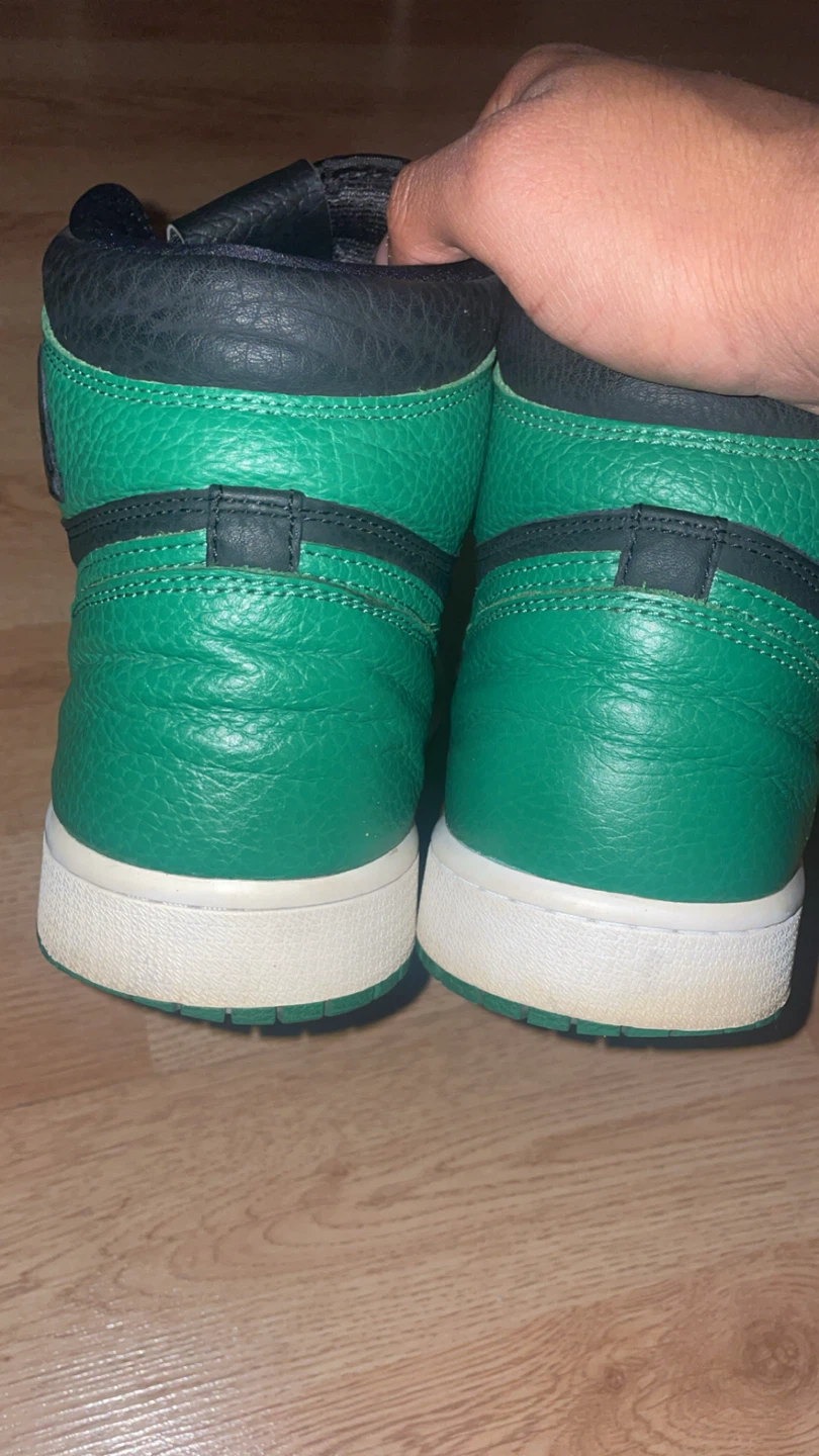 Size 12 men’s Jordan 1 pine green 35$ - photo 5