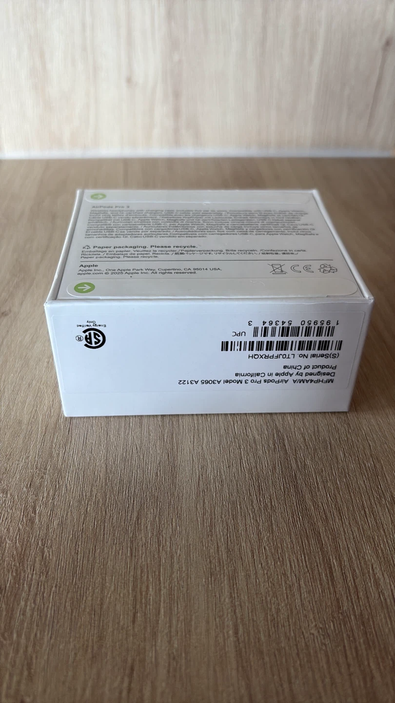 Brand New Airpod Pro 3rd Gen - photo 2