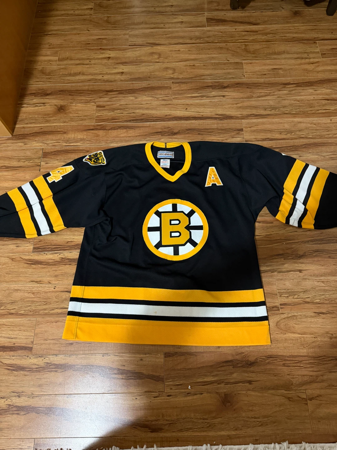 Vintage Boston Bruins Bobby Orr Jersey