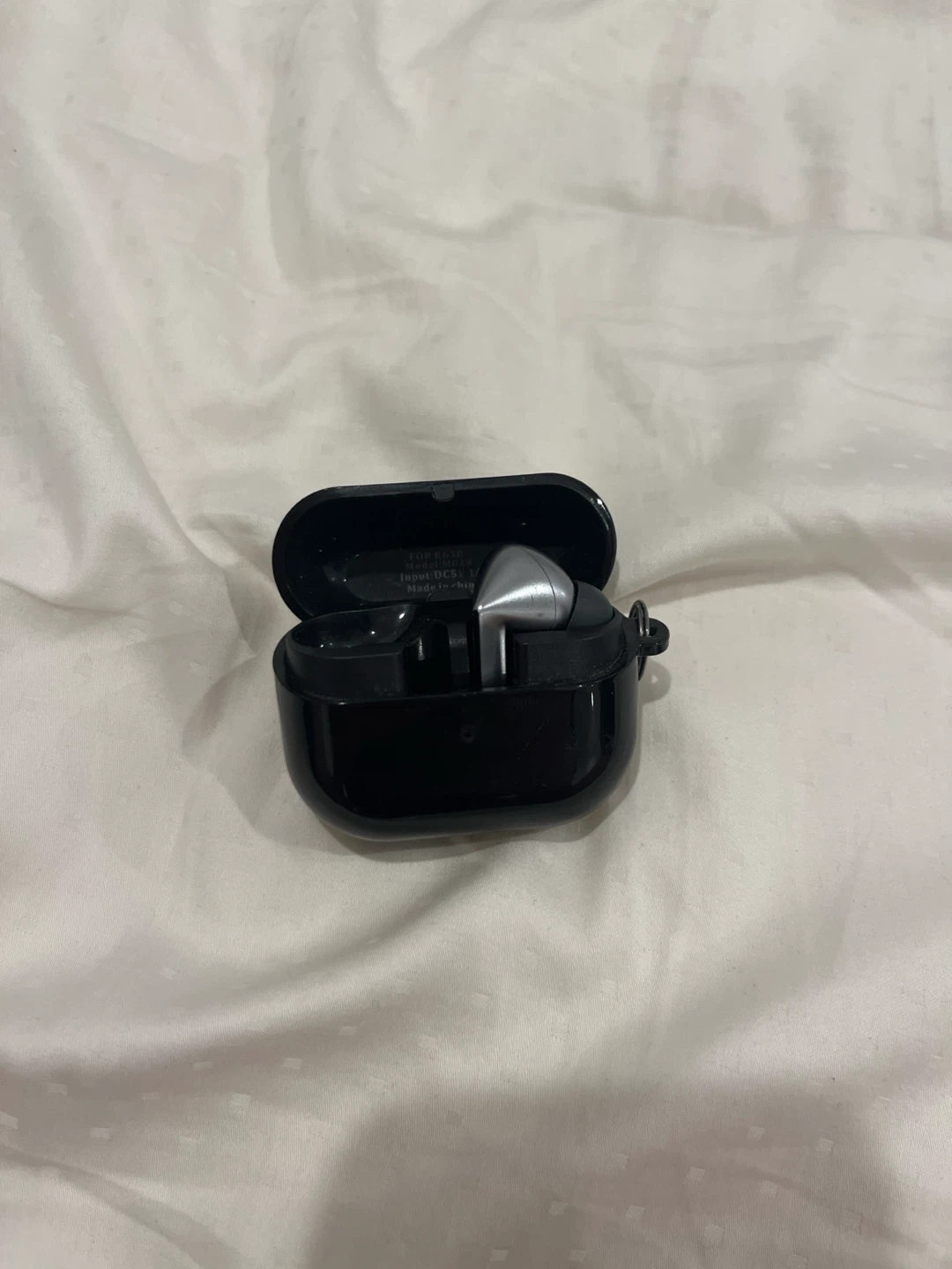 Samsung buds 3 pro right earbud + charging case