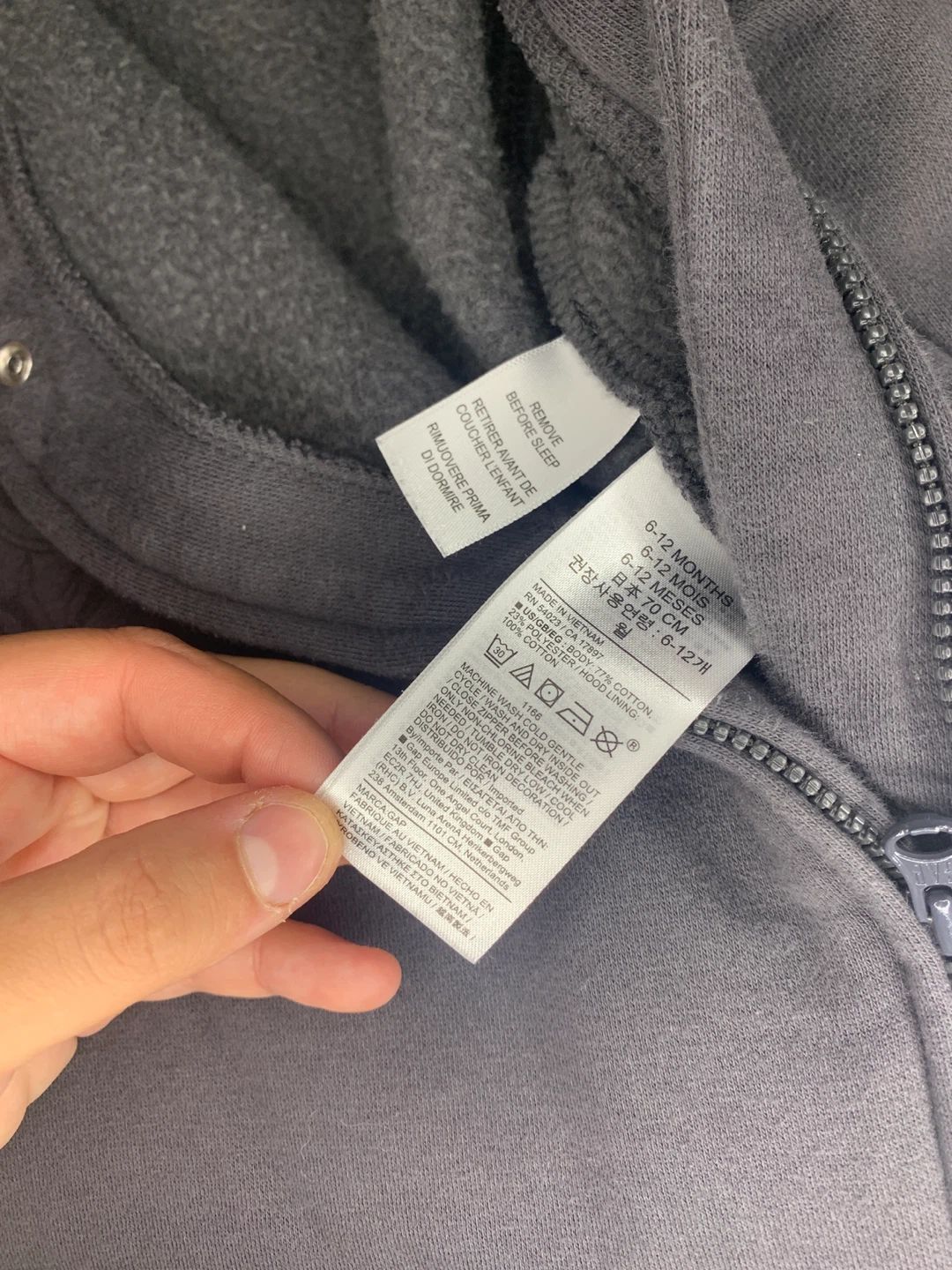 Baby Gap Disney One-Piece Romper 6-12 Months - photo 4