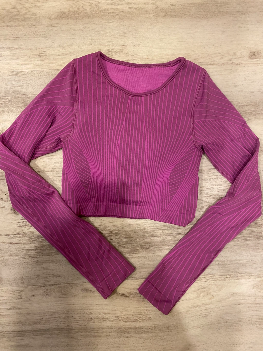 Lululemon Long Sleeve Crop Top