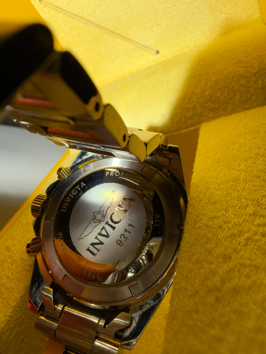 Invicta Speedway 9211 Chronograph Watch - photo 2