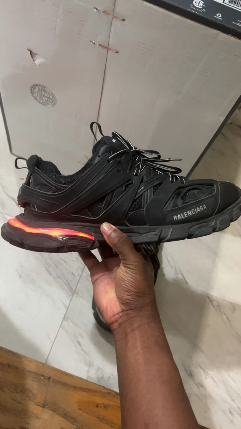 Balenciaga Track Led - photo 4