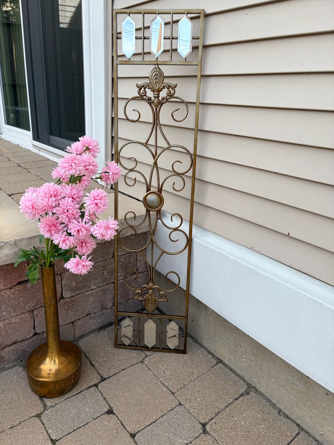 PRETTY GOLD WALL DECOR 10 X 42
