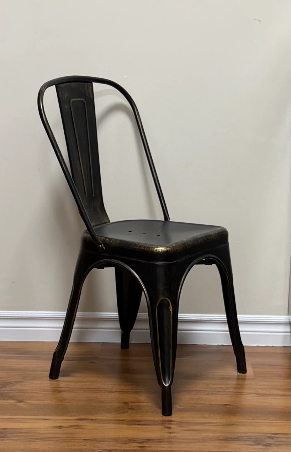 New BELLEZE Metal Chairs in Antique Black Gold