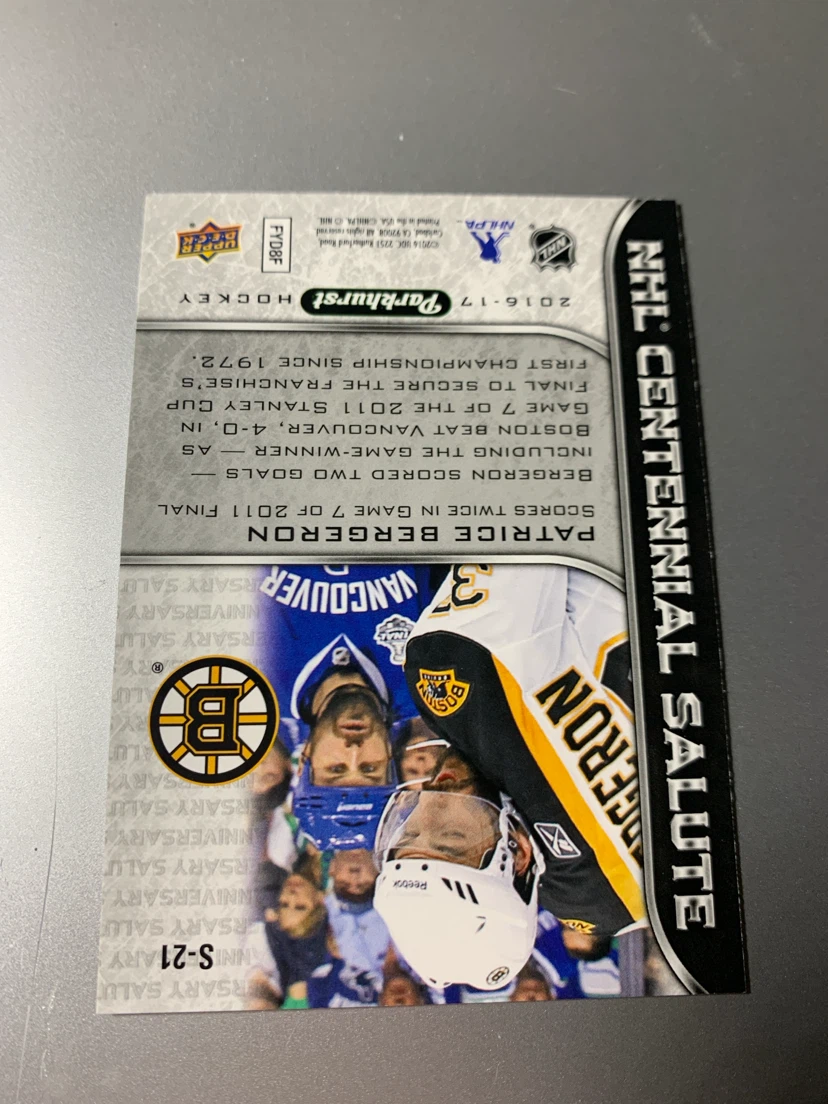 2016-17 Parkhurst Patrice Bergeron Hockey Card - photo 3