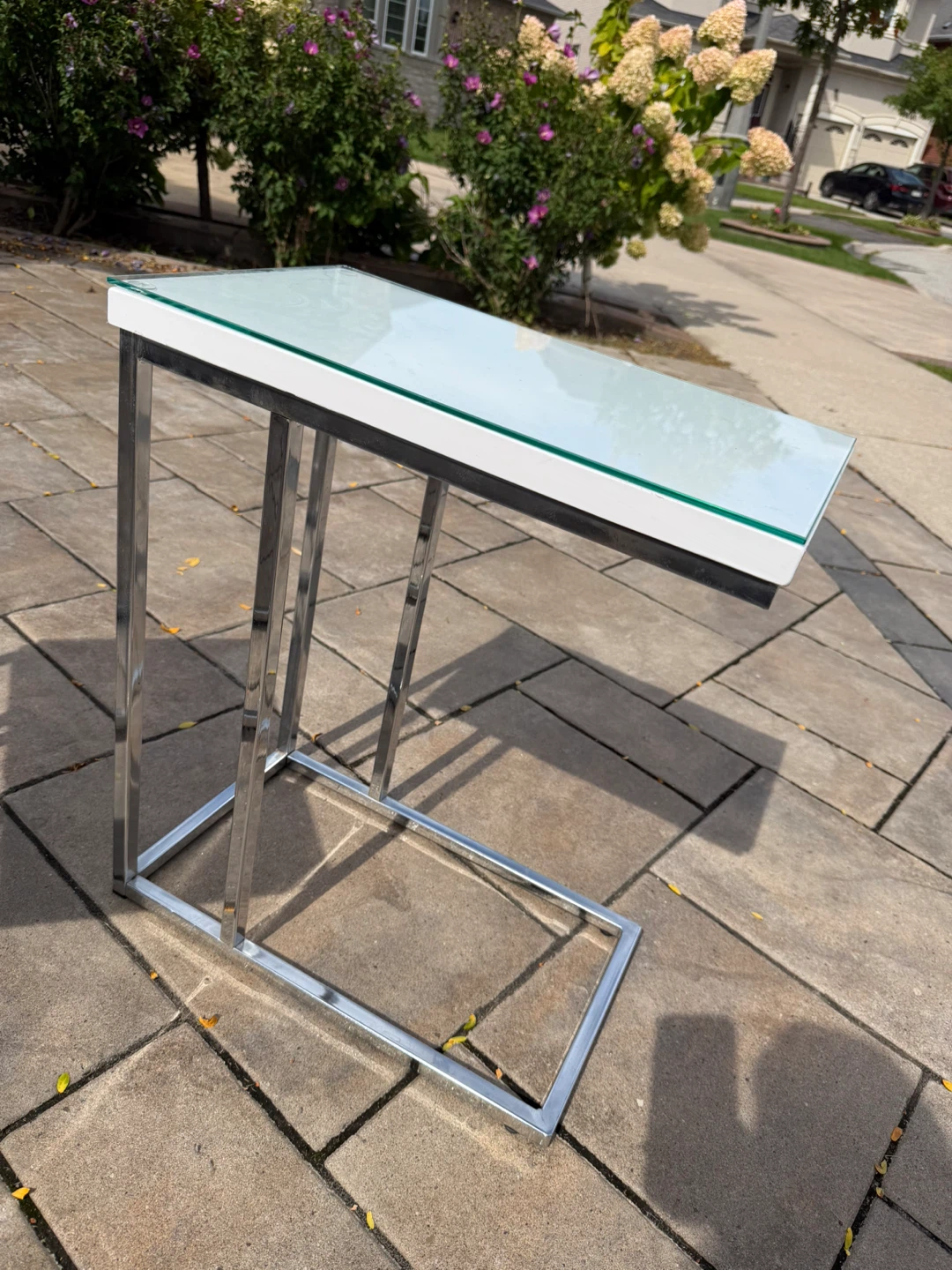 Set of 2 Glass and Chrome Side Tables - photo 3