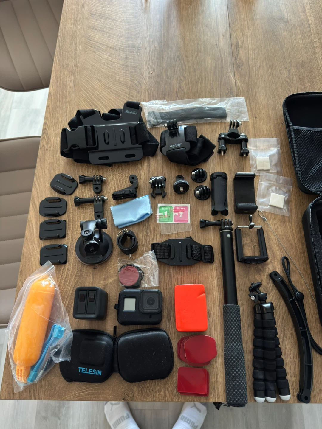 GoPro Hero 8 Black + Extras
