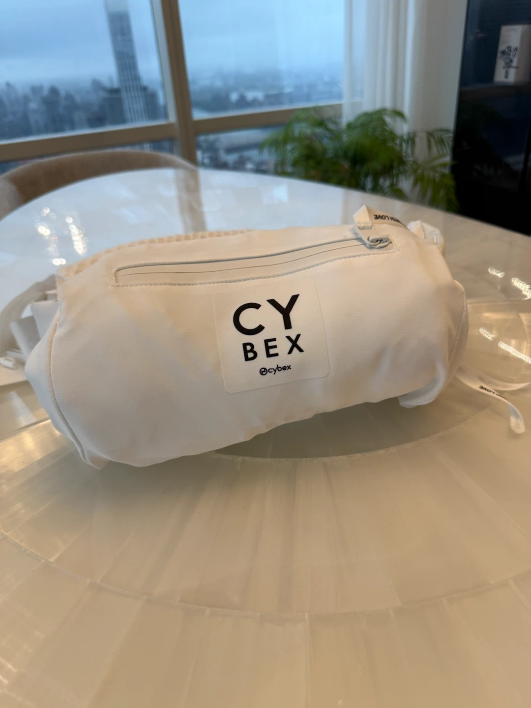Cybex Baby Carrier - White - photo 2