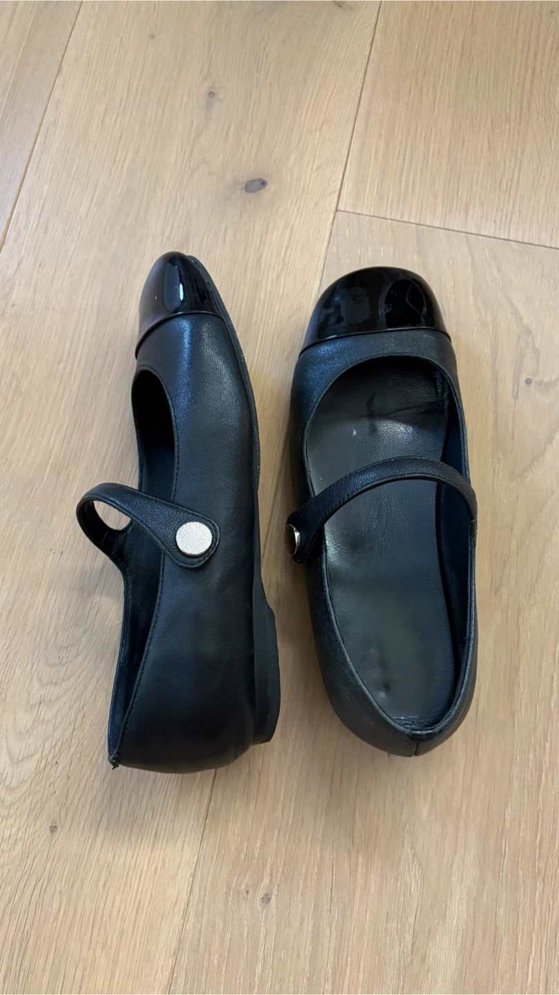 Leather, Black slip on Mary Jane Flats Brown's Shoes - photo 2