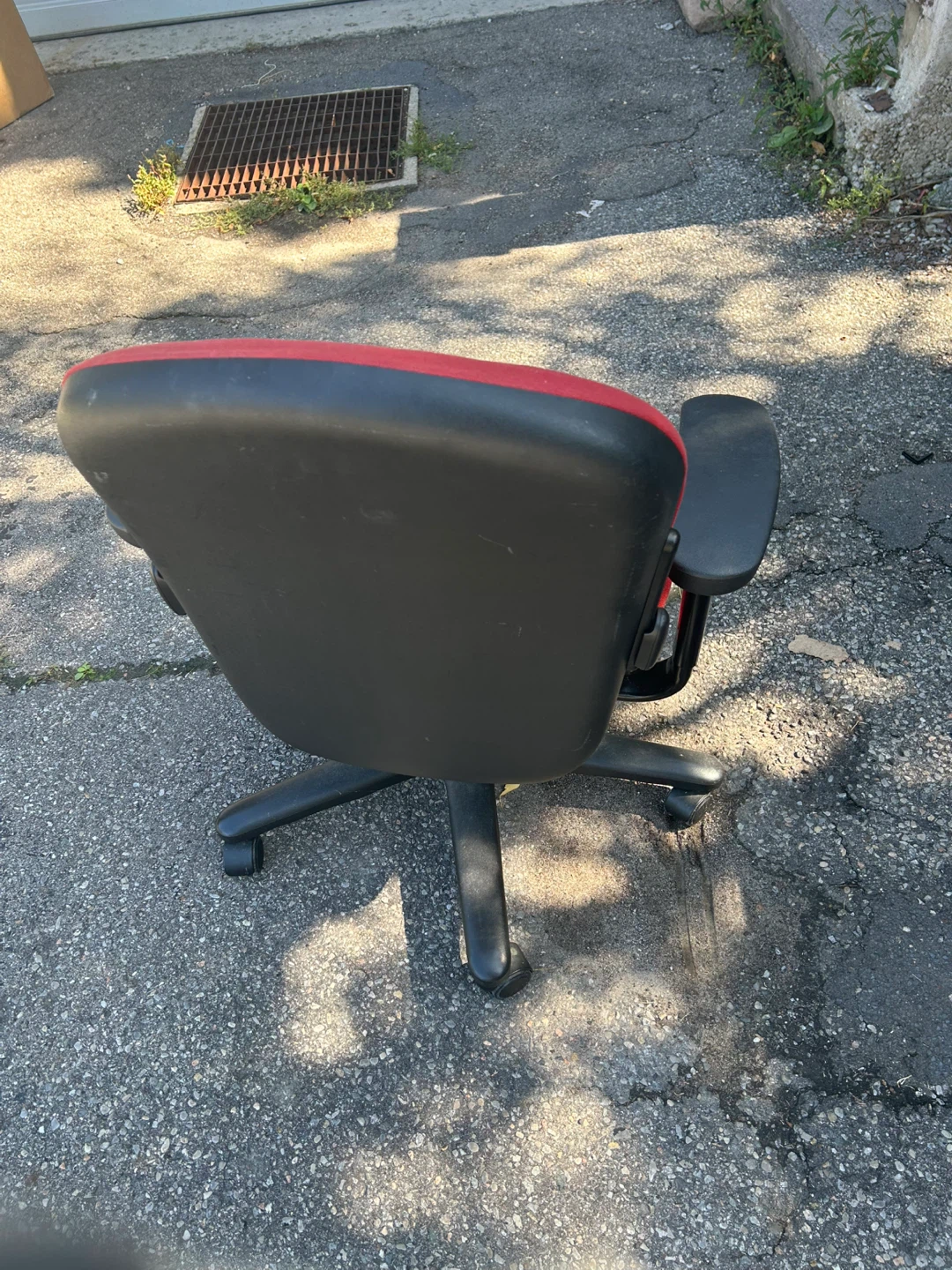 Office Chair Cannot adjusted - photo 3